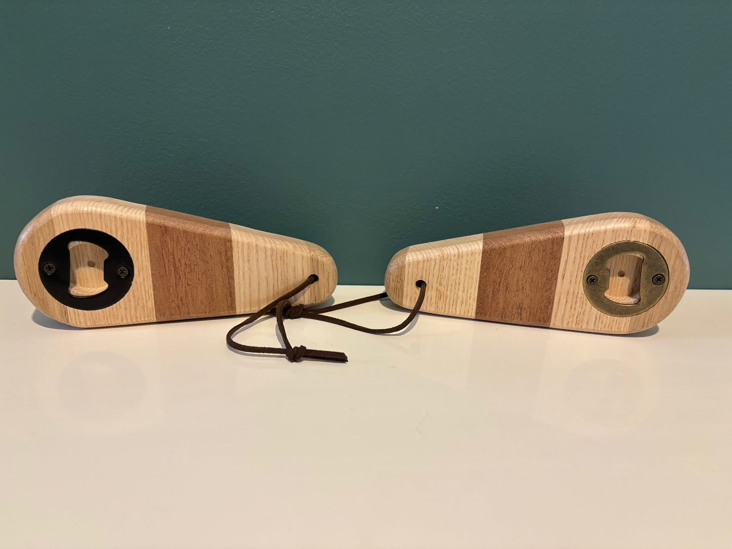 Décapsuleur multicolore - Sipo, Frêne et Chêne